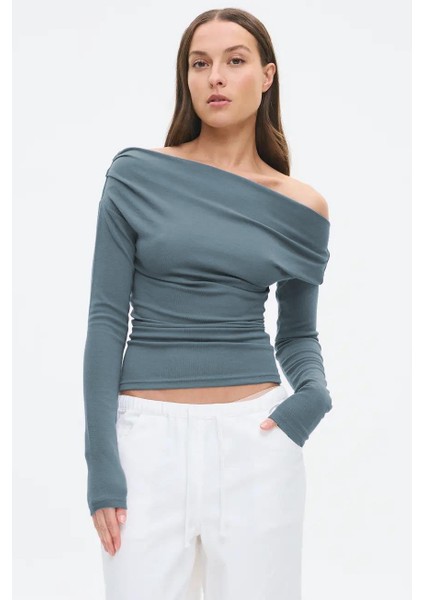 Füme Kadın Off Shoulder Uzun Kollu Bluz MG2567