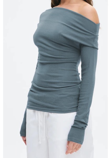 Füme Kadın Off Shoulder Uzun Kollu Bluz MG2567 modelleri