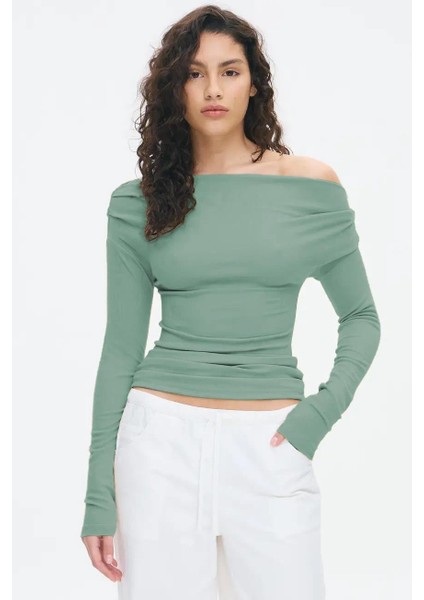 Haki Kadın Off Shoulder Uzun Kollu Bluz MG2567