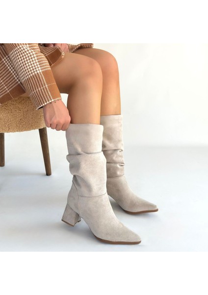 Bej Süet Körüklü Kadın Topuklu Çizme fırsatları
