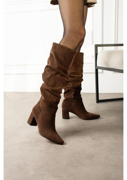 Annaliz Kadın Çizme Kalın Topuklu Körüklü Kahverengi Süet fiyatları