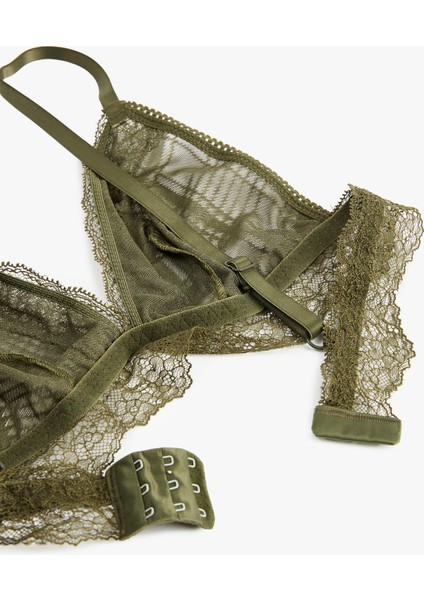 Rahat Kalıp Balensiz Dolgusuz Ekose Desenli Dantel Detaylı Üçgen Sütyen modelleri