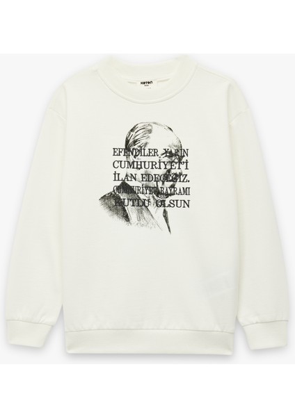 Pamuklu Atatürk Baskılı Bisiklet Yaka Uzun Kollu Sweatshirt