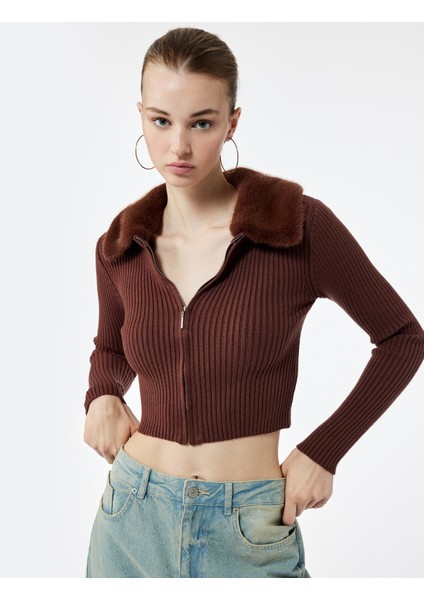 Viskon Karışımlı Suni Kürk Yakalı Uzun Kollu Fermuarlı Triko Hırka