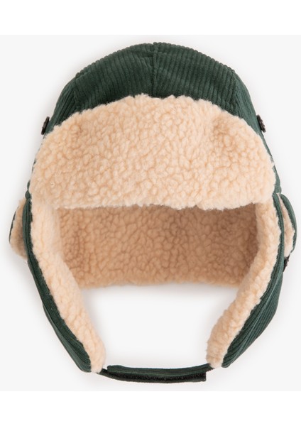 Peluş Detaylı Kadife Pilot Şapka