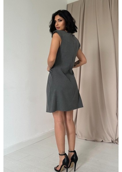 Gri Yanı Büzgülü Sıfır Kol Elbise L-Gri fırsatları