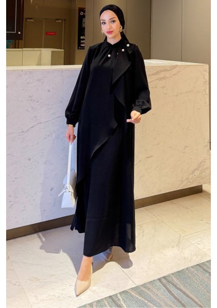 Krep Kumaş Yakası Inci Detaylı Levanur Elbise- Siyah
