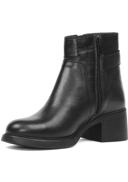 Kadın Siyah Fermuarlı Toka Detaylı Deri Bot modelleri