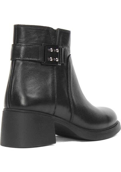 Kadın Siyah Fermuarlı Toka Detaylı Deri Bot fırsatları
