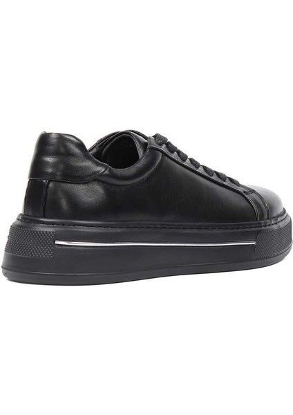 Erkek Siyah Bağcıklı Kalın Tabanlı Deri Sneaker indirimleri