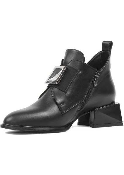 Kadın Siyah Fermuarlı Toka Detaylı Deri Bot fırsatları