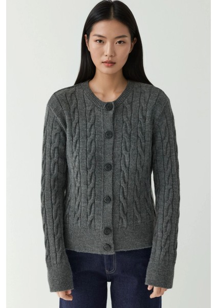 Kadın Saç Örgü Desenli Düğmeli Triko Hırka Grey