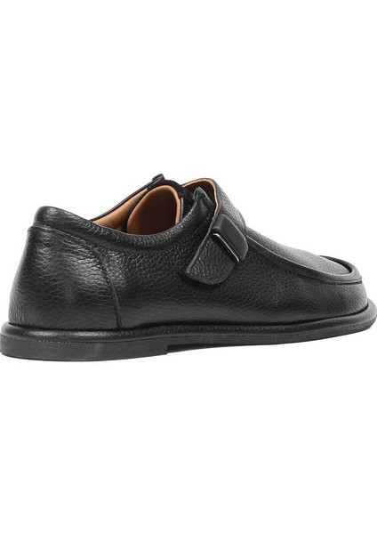 Kadın Siyah Tokalı Deri Ayakkabı indirimleri