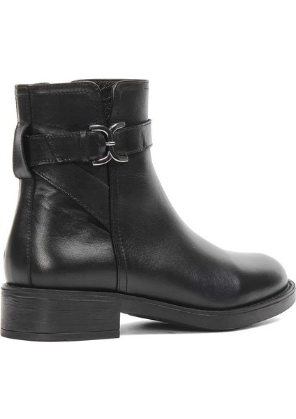 Kadın Siyah Fermuarlı Toka Detaylı Deri Bot indirimleri