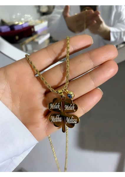 Çelik Kişiye Özel Yonca Kolye fırsatları
