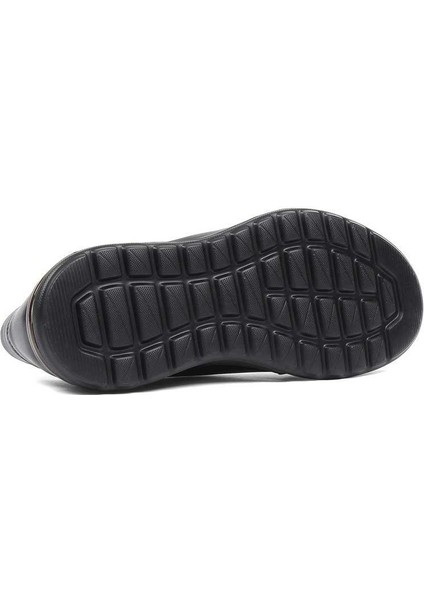Erkek Siyah Bağcıklı Kalın Tabanlı Deri Sneaker