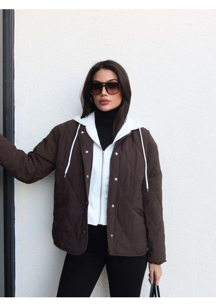 Kapitone Desenli Kapüşonlu Paraşüt Mont fırsatları