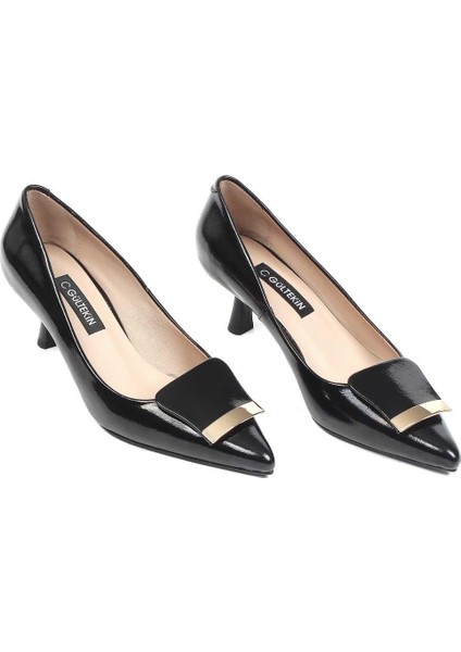 Kadın Siyah Ince Topuklu Rugan Deri Klasik Ayakkabı