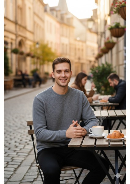 Erkek Mevsimlik Doğal Pamuklu Şık Sweatshirt Bisiklet Yaka Panolu Uzun Kollu Rahat Kesim Tam Kalıp indirimleri