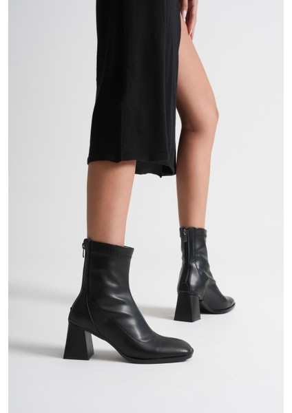 Arvena Siyah Kalın Topuklu Streç Bot fiyatları