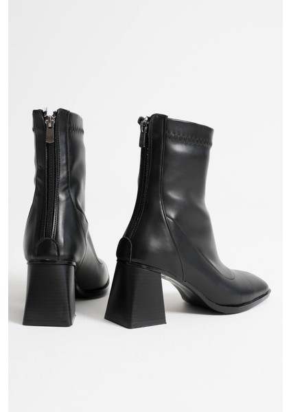 Arvena Siyah Kalın Topuklu Streç Bot indirimleri