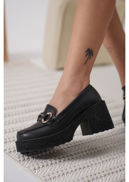 Leona Kadın Tokalı Günlük Ayakkabı modelleri