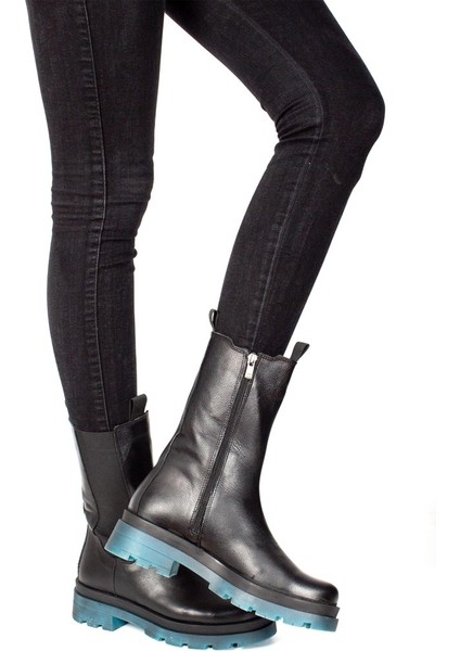 Kadın Siyah Fermuarlı Turkuaz Kalın Tabanlı Deri Bot