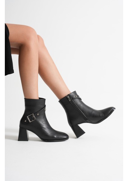 Vera Kadın Siyah Topuklu Bot fiyatları