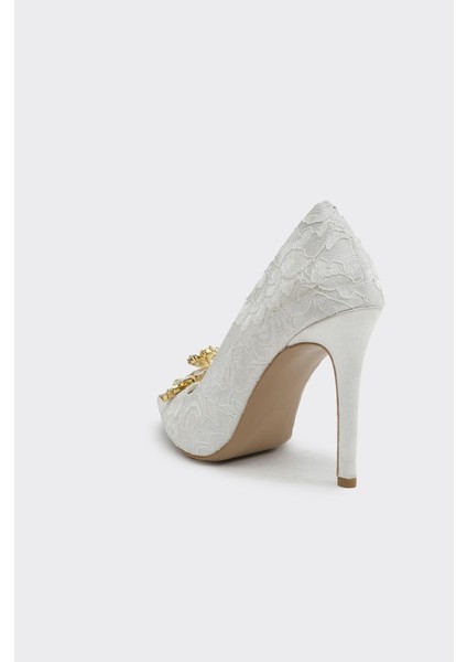 Dantelli Taş Aksesuarlı Kadın Abiye Ayakkabı modelleri