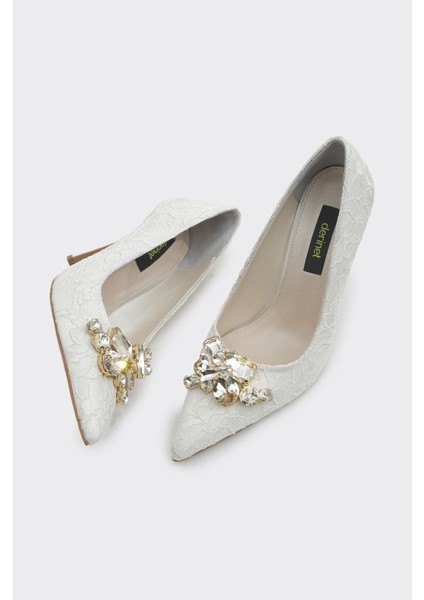Dantelli Taş Aksesuarlı Kadın Abiye Ayakkabı fırsatları