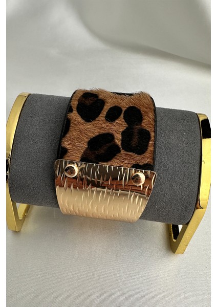 Altın Rengi Metal Detay Leopar Desen Bileklik (22CM) modelleri