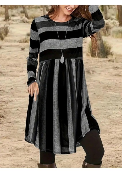 Kadın Uzun Kollu Bisiklet Yaka Çizgili Desen Detaylı Süprem Mini Elbise