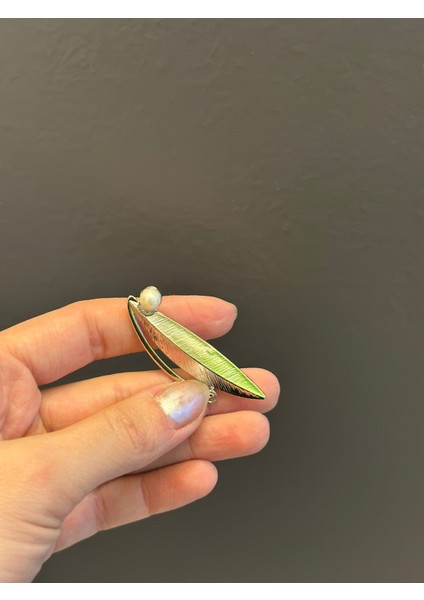 5x2 cm Çelik Yaprak Broş Yaka Iğnesi Giyim Aksesuarı fırsatları