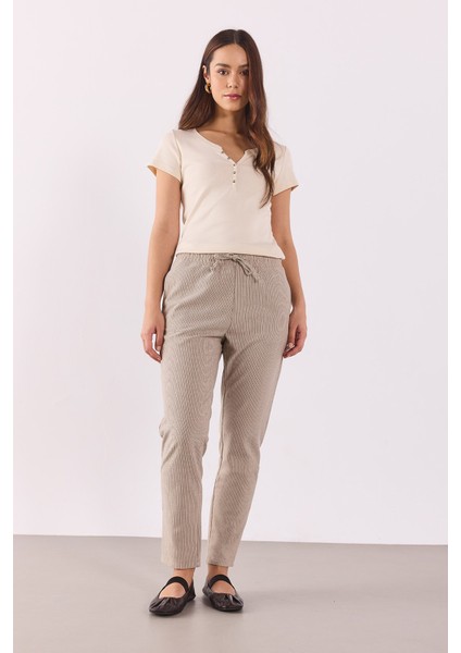 Alian Beli Lastikli Ince Çizgili Gofre Pantolon-Kahve Çizgili