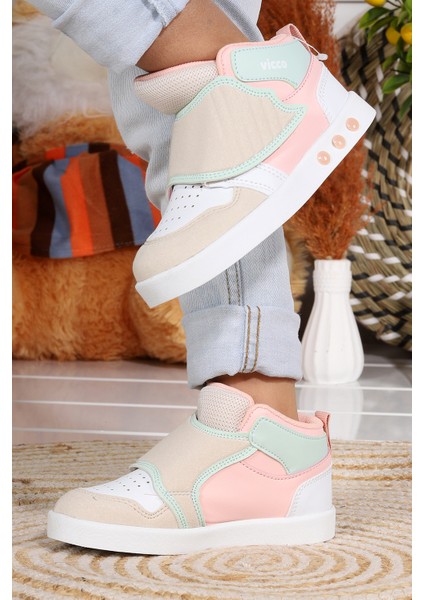 Ufo İlk Adım Bot indirimleri