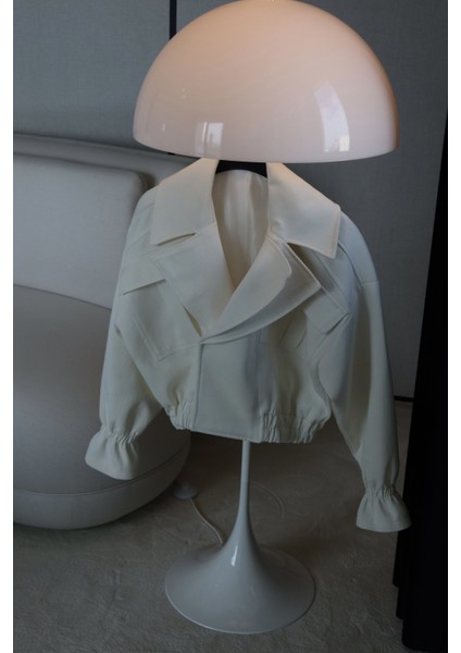 Kolları ve Beli Lastikli Ceket fırsatları