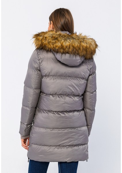 Kadın Gri Kürklü Kapüşonlu Uzun Şişme Mont fırsatları
