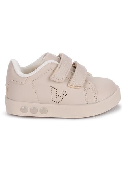 Oyo İlk Adım Sneaker fırsatları
