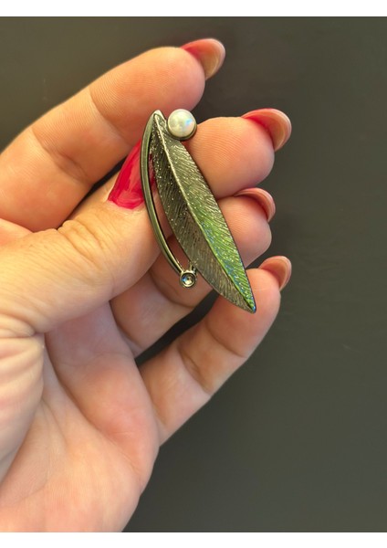 5x2 cm Çelik Yaprak Broş Yaka Iğnesi Giyim Aksesuarı fiyatları