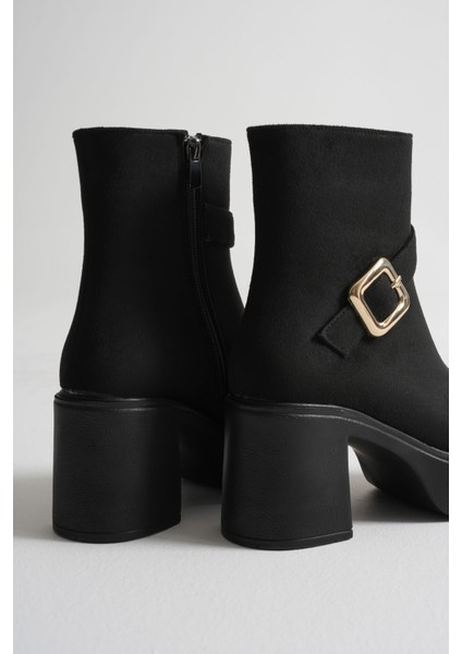 Mona Kadın Siyah Süet Tokalı Topuklu Bot fırsatları