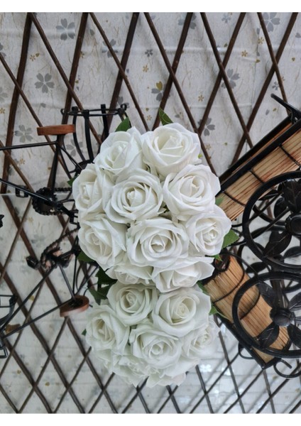 Gelin Buketi Beyaz Kadife Gül fiyatları
