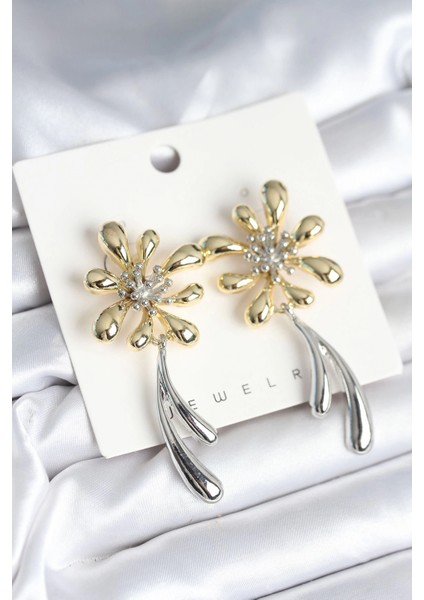Çiçek Model Gold Gümüş Renk Kadın Küpe - TJ-BKP11298