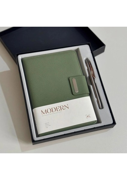 Mıknatıs Kapaklı Kalemli Ajanda Günlük Not Defteri Notebook Yeşil