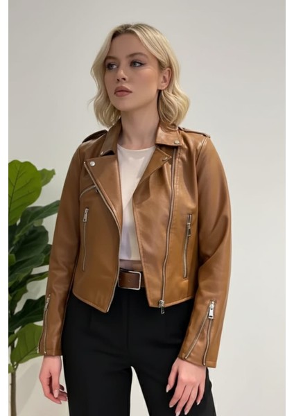 Kadın Çift Cepli Fermuarlı ve Kemer Detaylı Suni Deri Ceket fiyatları