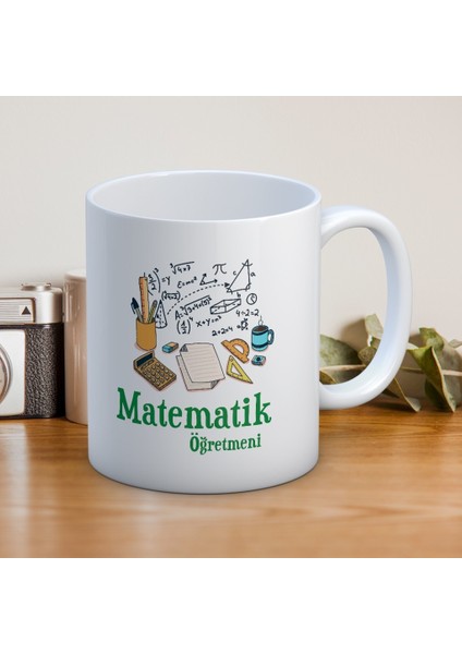 Matematik Öğretmenine Özel Kupa – Formüllerle Sevgi Dolu! Öğretmenler Günü Hediyelik Baskılı Kupa