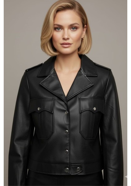 Kadın Siyah Cepli ve Çıtçıt Detaylı Deri Ceket