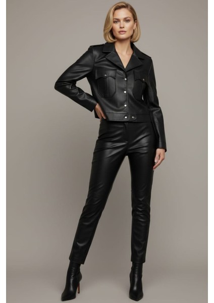 Kadın Siyah Cepli ve Çıtçıt Detaylı Deri Ceket fırsatları