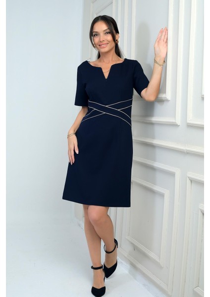 Kadın Kendinden Telalı Biyeli Önü Fermuar Detaylı Kısa Elbise fiyatları