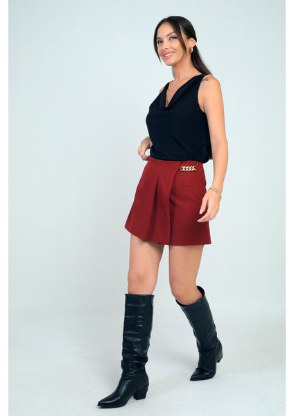 Kadın Zincir Detaylı Krep Şort Etek fırsatları