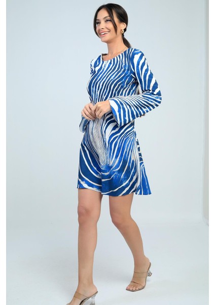 Kadın Yuvarlak Yaka Zebra Desenli Ispanyol Kol Astarlı Kısa Elbise modelleri